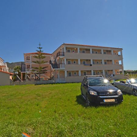 Athina Apartments Zakynthos Town Ngoại thất bức ảnh