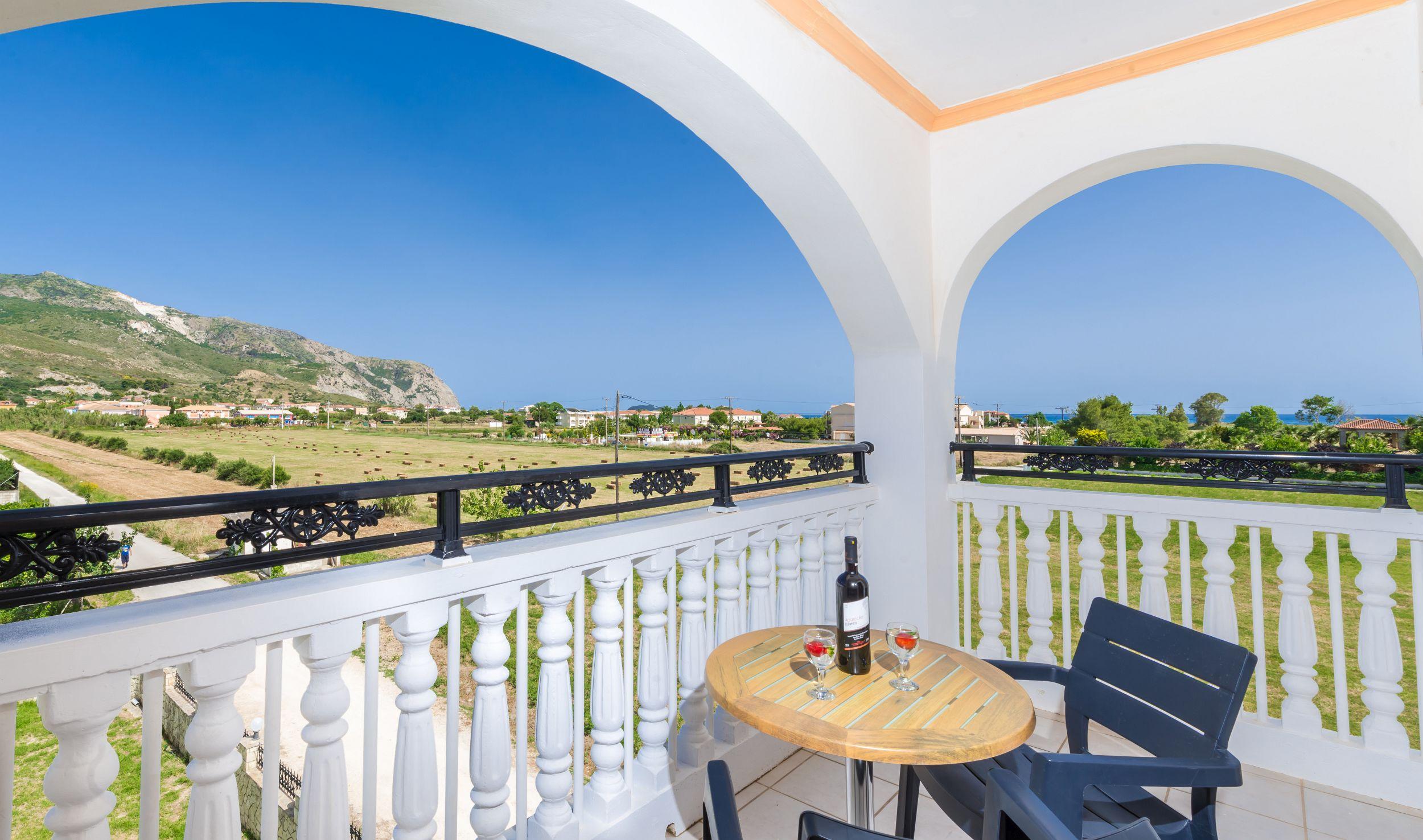 Athina Apartments Zakynthos Town Ngoại thất bức ảnh