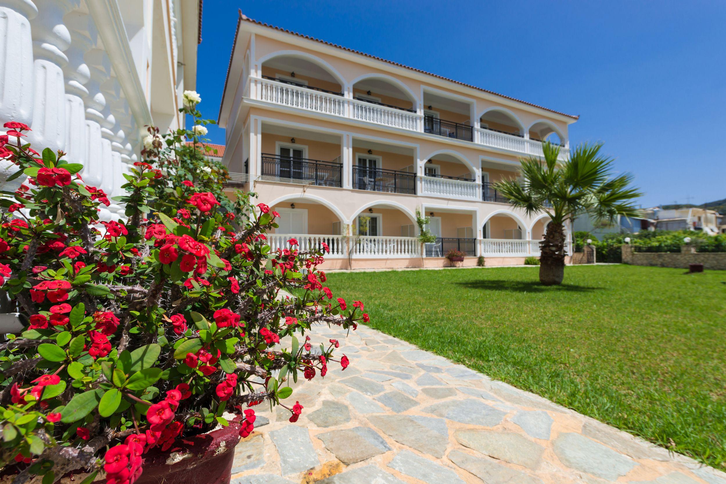 Athina Apartments Zakynthos Town Ngoại thất bức ảnh
