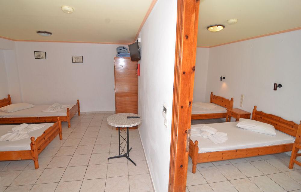 Athina Apartments Zakynthos Town Ngoại thất bức ảnh